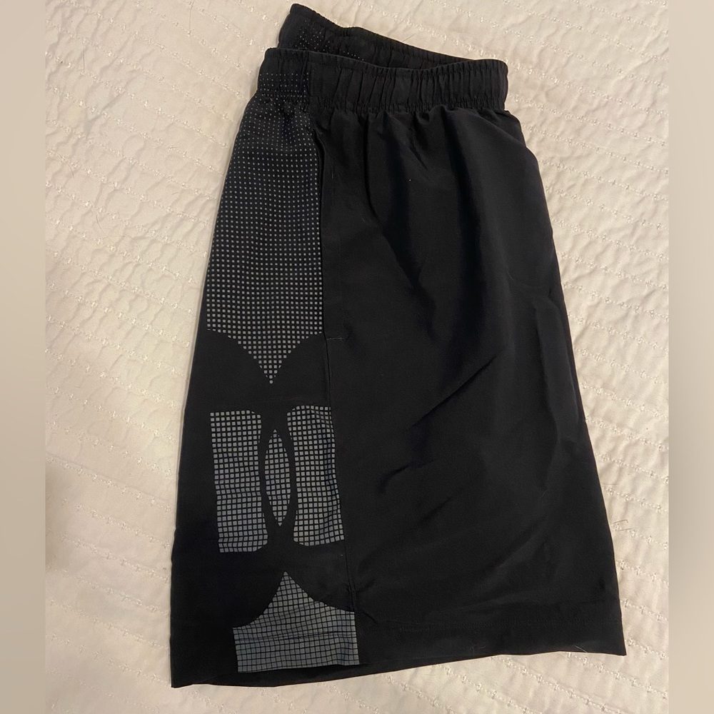 Under Armour Loose Fit Gym Shorts Black